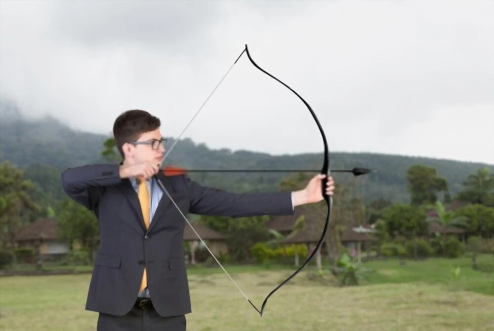 BLOG How To Aim A Recurve Bow Without A Sight?
